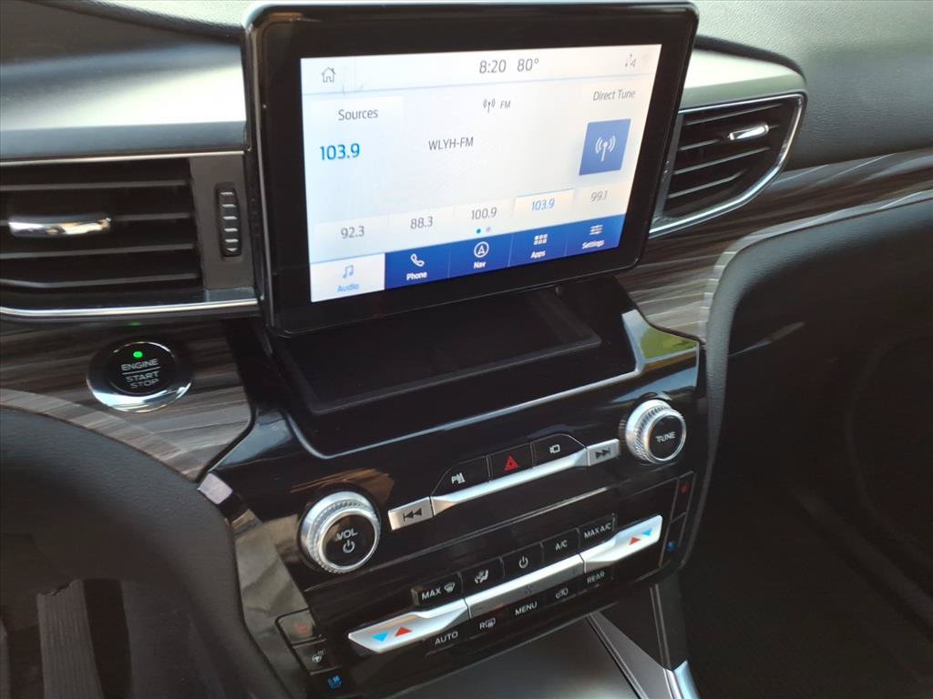 Used 2021 Ford Explorer Limited w/ Equipment Group 301A AWD/4WD image 32