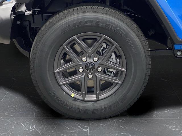 New 2026 Jeep Gladiator Sport image 38