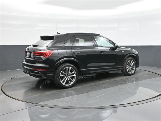 Certified 2025 Audi Q3 2.0T Premium w/ Convenience Package image 7