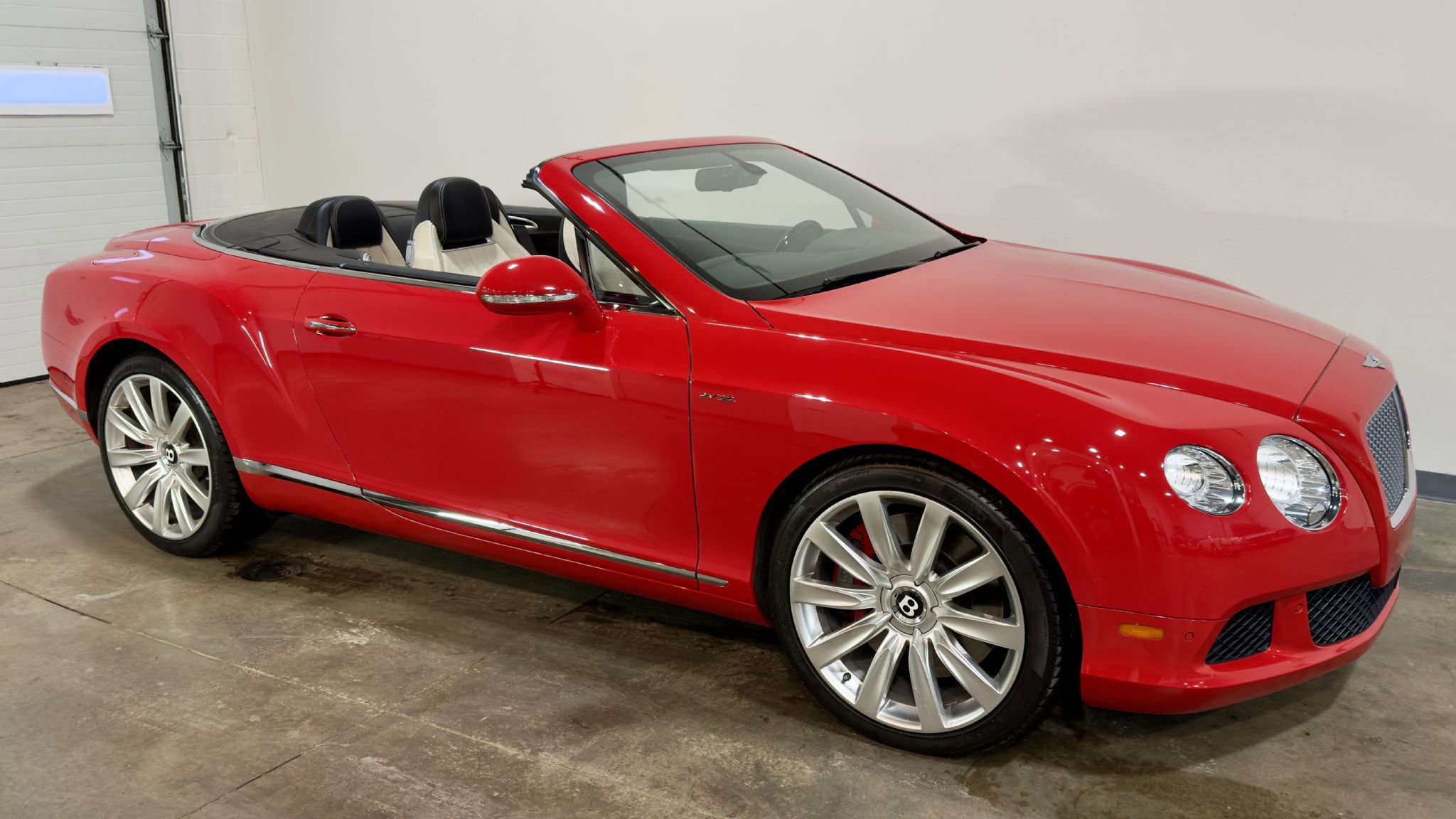 Used 2015 Bentley Continental GT image 7