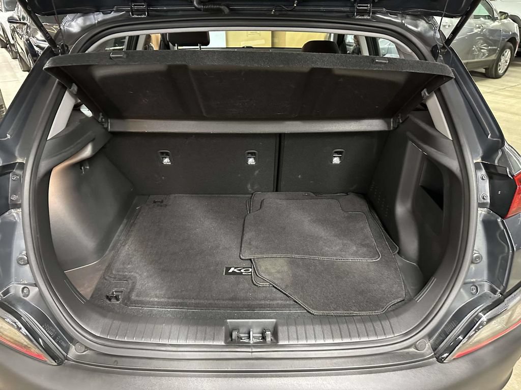Used 2022 Hyundai Kona SE AWD/4WD image 12