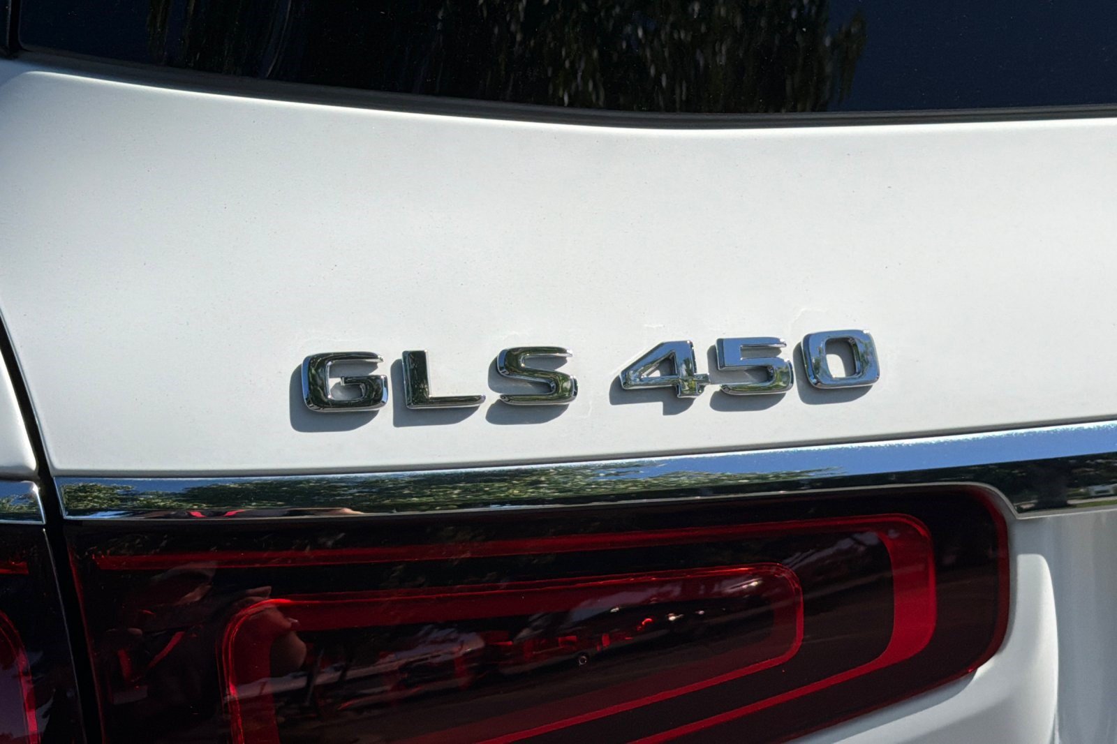 Used 2023 Mercedes-Benz GLS 450 4MATIC image 40