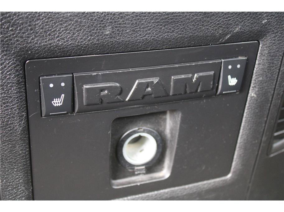 Used 2015 RAM 1500 Laramie w/ Convenience Group image 34