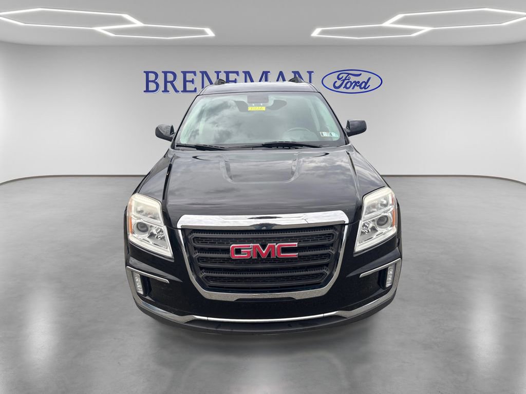 Used 2017 GMC Terrain SLE w/ Convenience Package FWD image 2