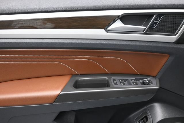 Used 2022 Volkswagen Atlas SE w/ Panoramic Sunroof Package FWD image 7