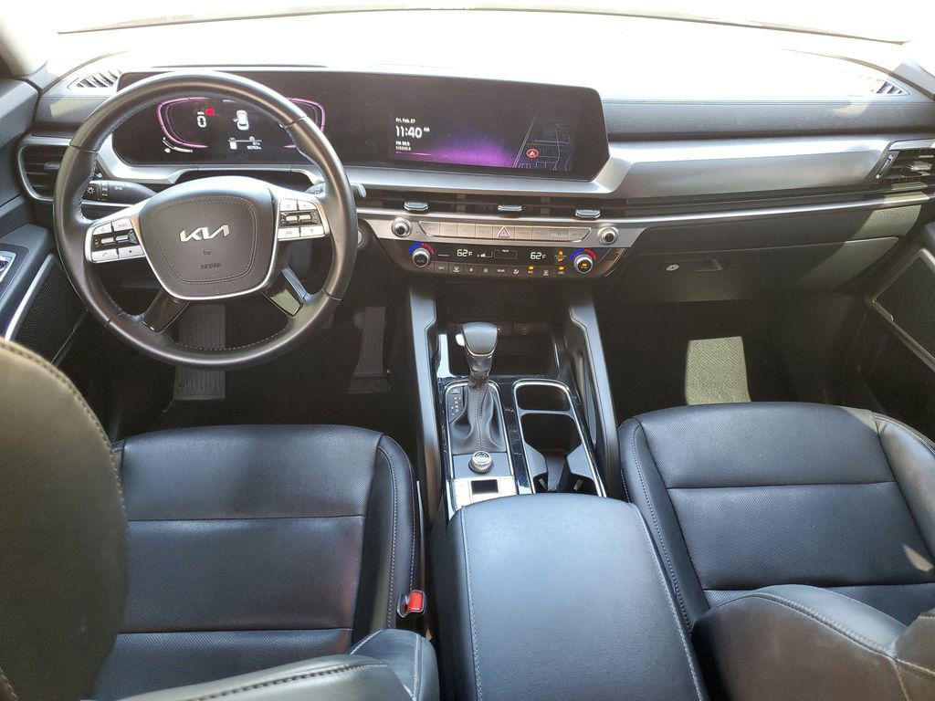 Used 2023 Kia Telluride LX image 11