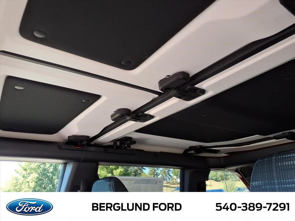 New 2026 Ford Bronco Heritage Edition AWD/4WD image 6
