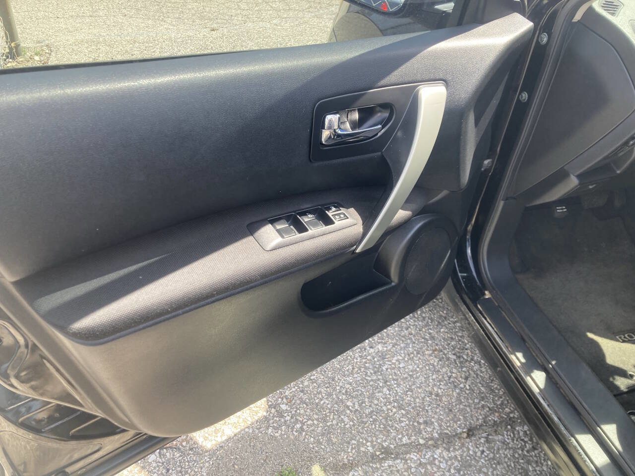 Used 2013 Nissan Rogue S w/ Special Edition Pkg image 10