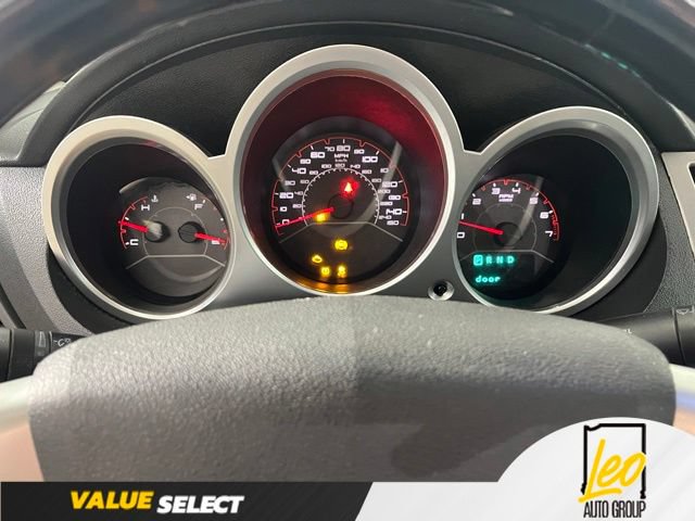 Used 2010 Chrysler Sebring Touring w/ Hands-Free Convenience Group FWD image 16