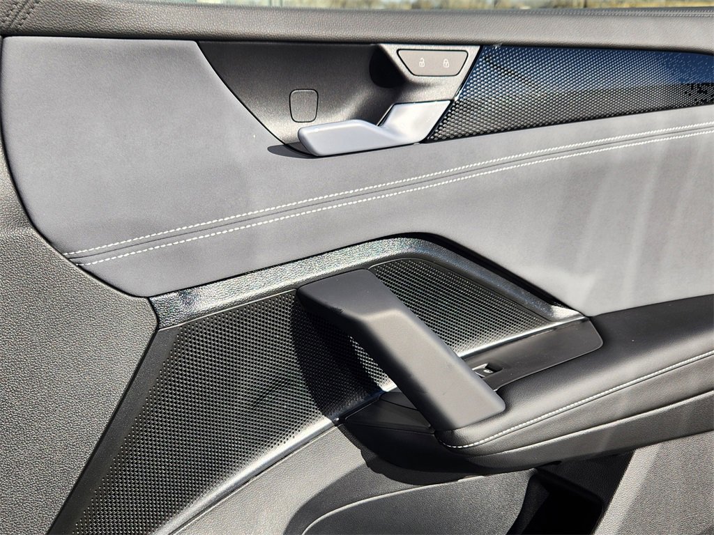 New 2026 Volkswagen Tiguan SE image 20