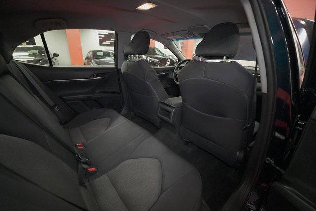 Certified 2018 Toyota Camry LE w/ Convenience Package FWD image 17