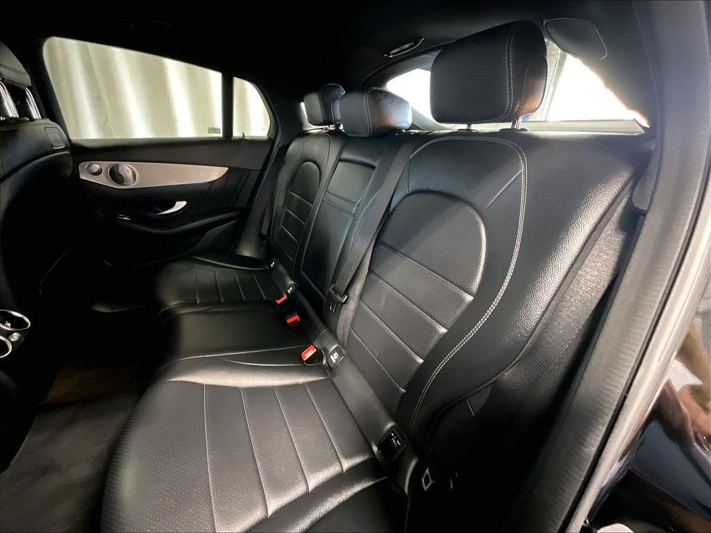 Used 2019 Mercedes-Benz GLC 300 4MATIC Coupe image 15