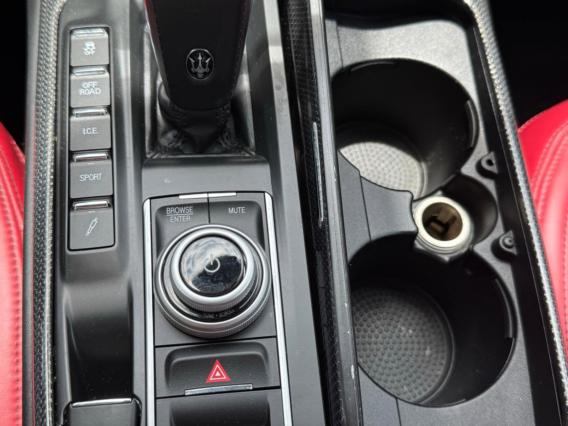 Used 2022 Maserati Levante GT image 48