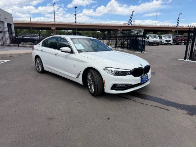 Used 2018 BMW 530e xDrive AWD/4WD image 14