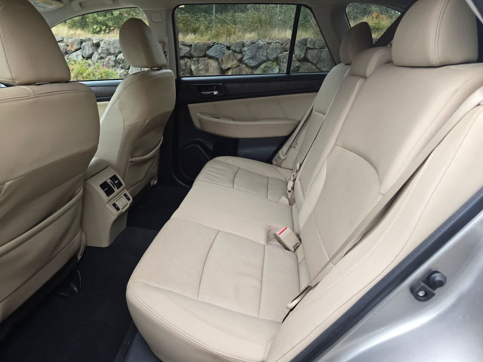 Used 2019 Subaru Outback 2.5i Limited AWD/4WD image 22