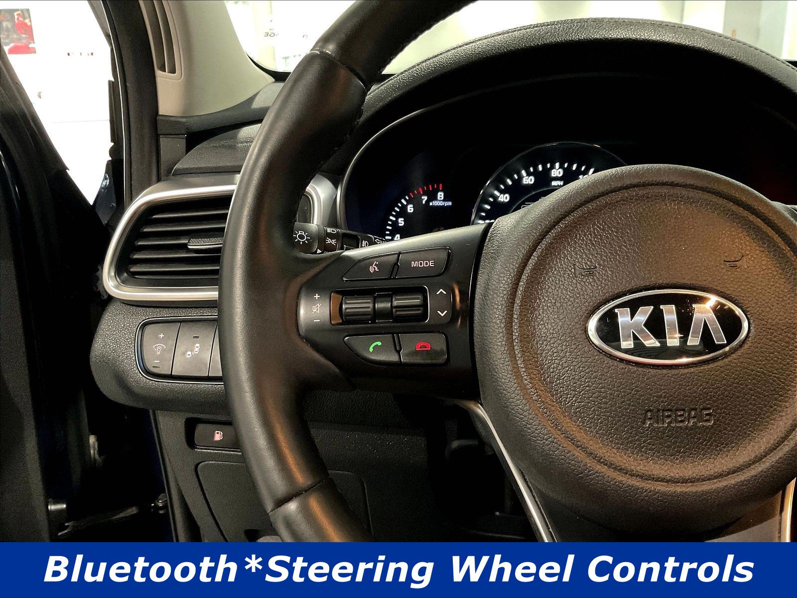 Used 2018 Kia Sorento EX FWD image 11