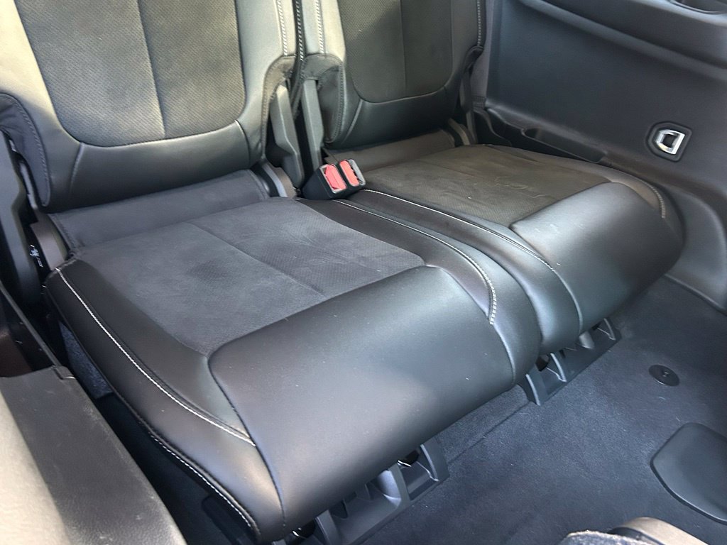Used 2025 Jeep Grand Cherokee L Altitude RWD image 42