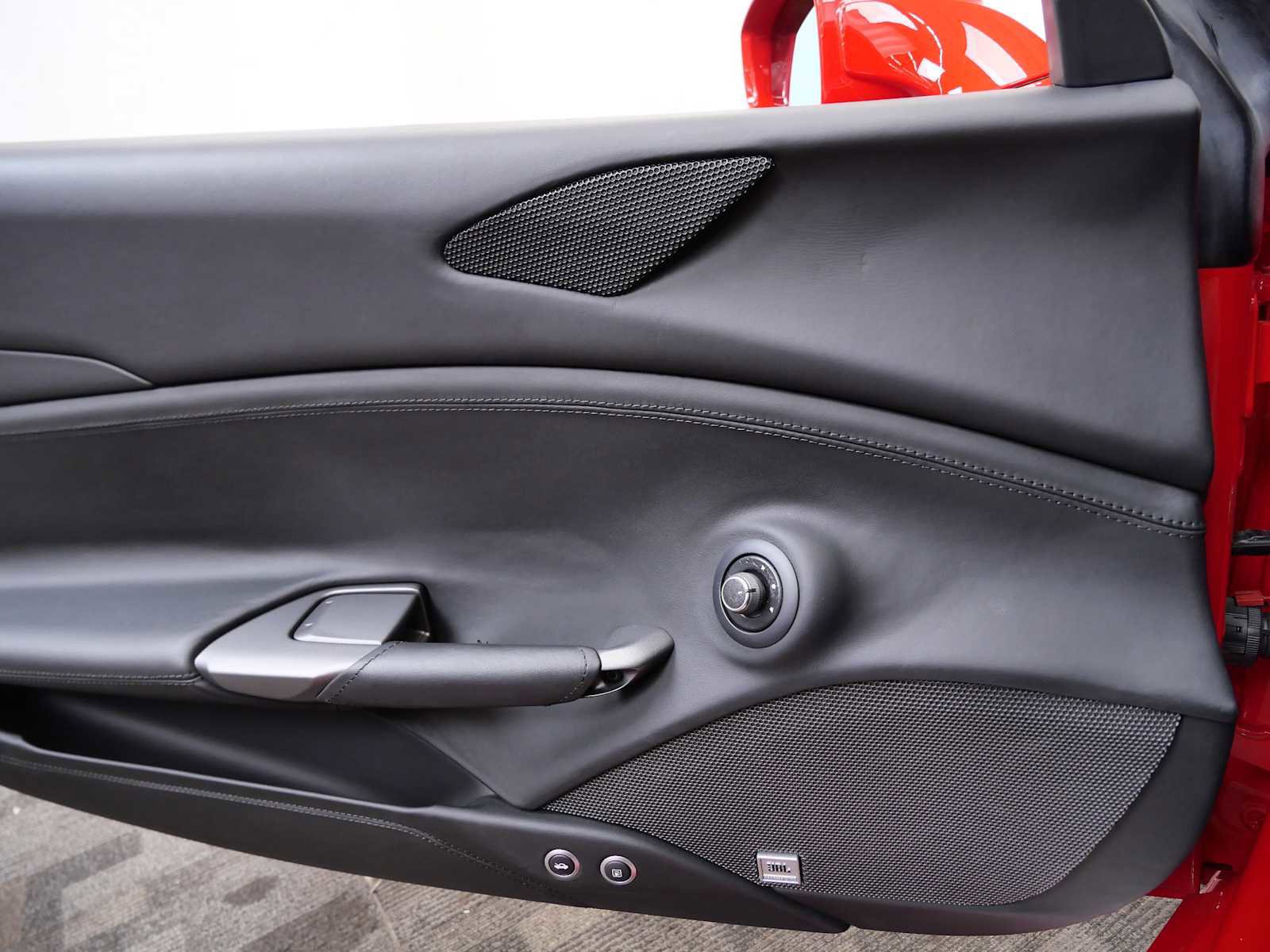 Certified 2016 Ferrari 488 GTB RWD image 28