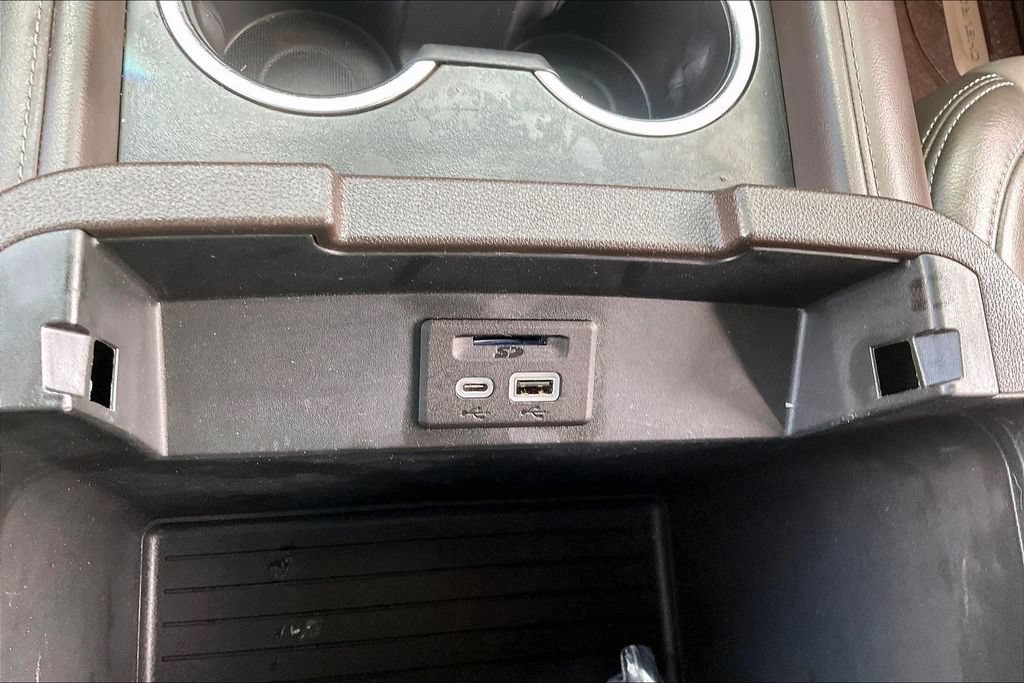 Used 2021 Chevrolet Tahoe LS RWD image 16