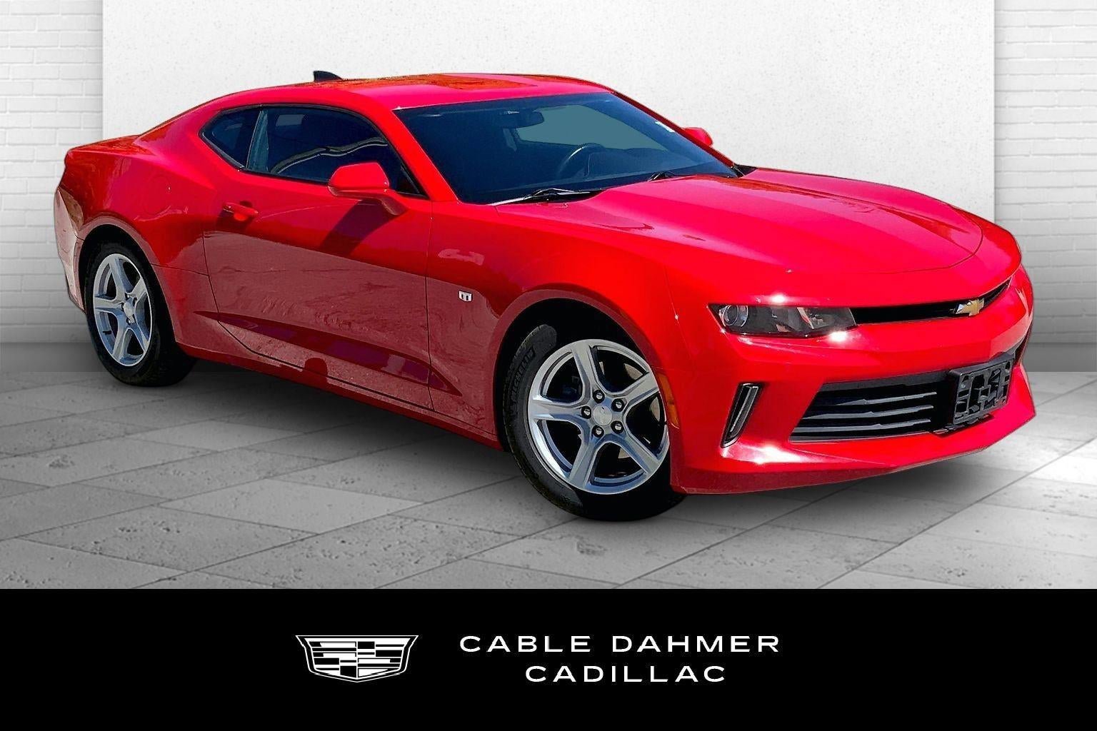 Used 2018 Chevrolet Camaro LT w/ Technology Package RWD image 1