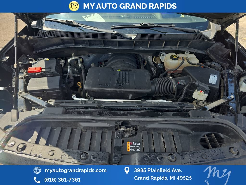 Used 2019 Chevrolet Silverado 1500 High Country w/ Technology Package AWD/4WD image 24
