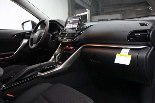 New 2026 Mitsubishi Eclipse Cross LE AWD/4WD image 17