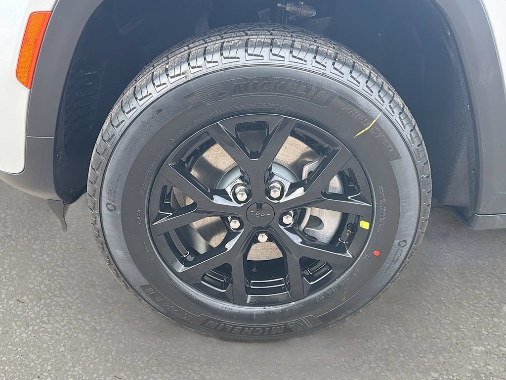 New 2026 Jeep Grand Cherokee L 4WD image 42