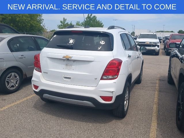 Used 2018 Chevrolet Trax LT w/ LT Convenience Package FWD image 5