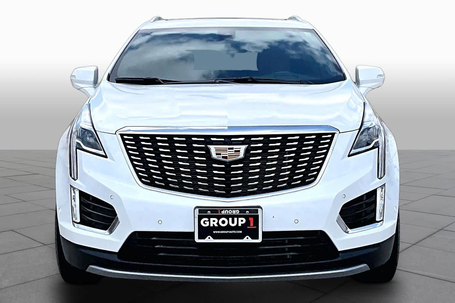 Used 2023 Cadillac XT5 Premium Luxury w/ Technology Package FWD image 4