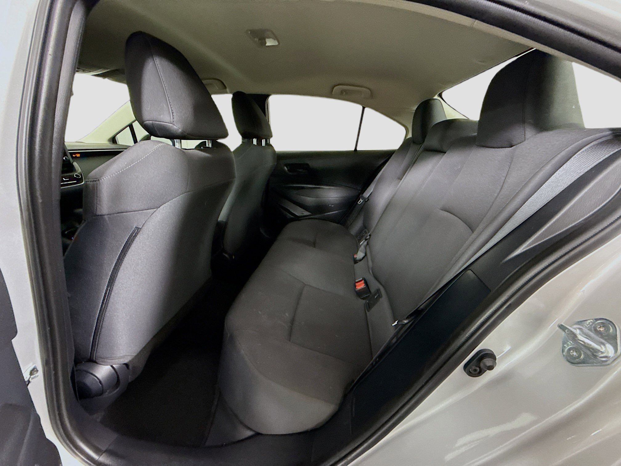 Used 2022 Toyota Corolla LE image 24