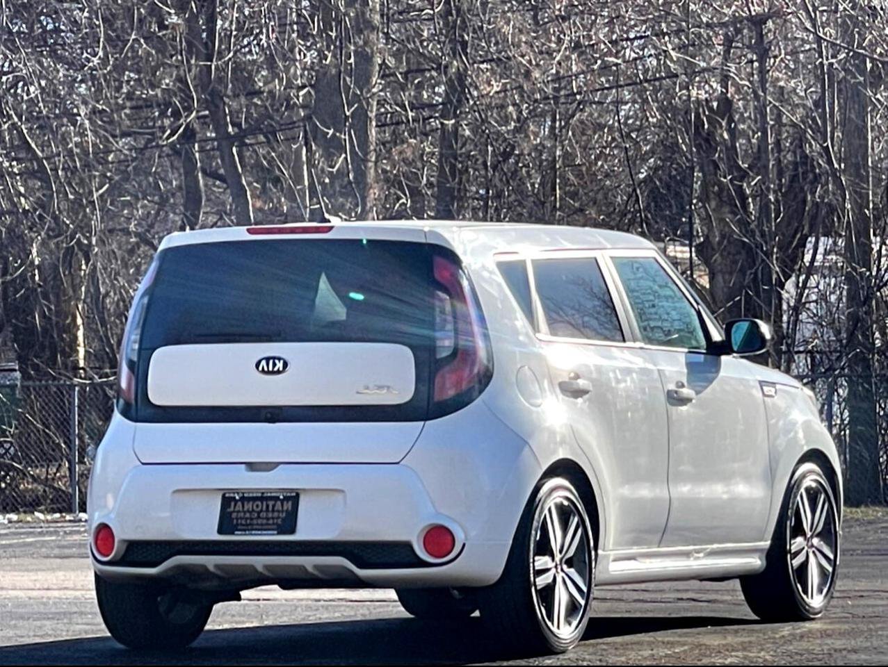 Used 2016 Kia Soul + w/ Soulful Package FWD image 21