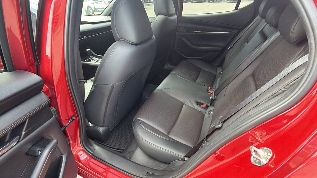 Used 2023 MAZDA MAZDA3 s AWD/4WD image 25
