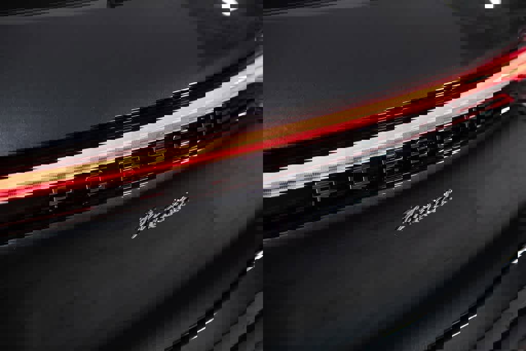 Certified 2025 Porsche Macan image 37