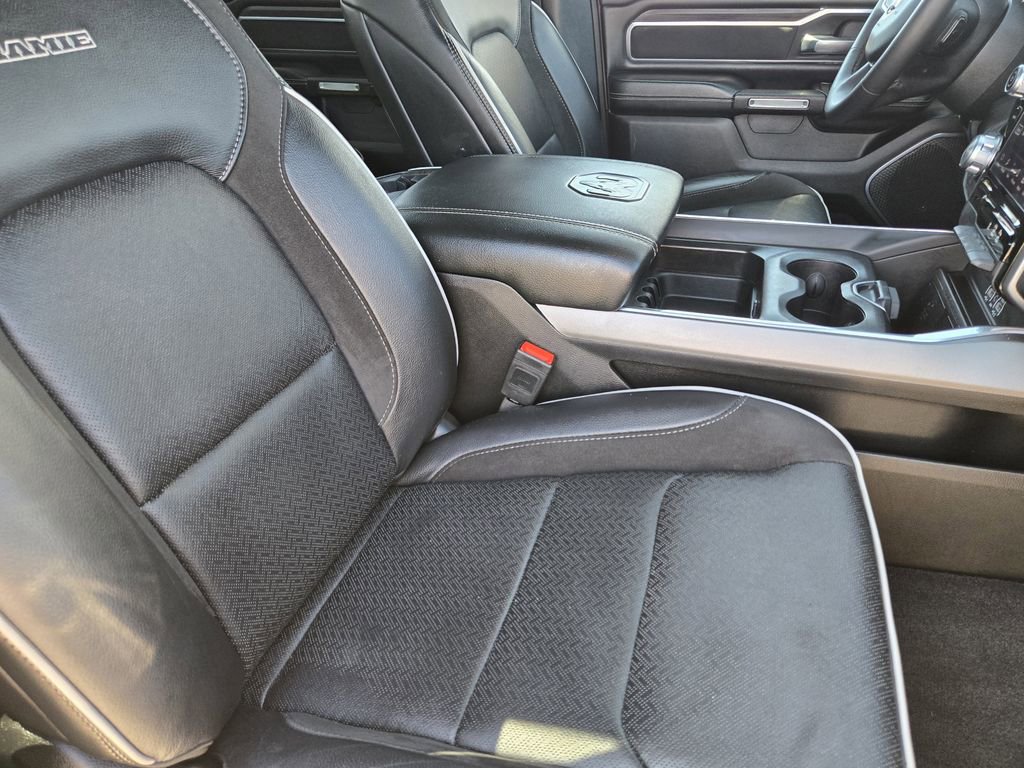 Used 2025 RAM 1500 Laramie AWD/4WD image 19