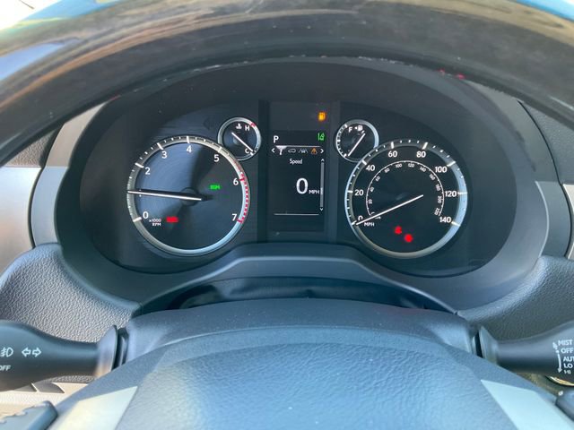 Used 2020 Lexus GX 460 Premium w/ Premium Package AWD/4WD image 11
