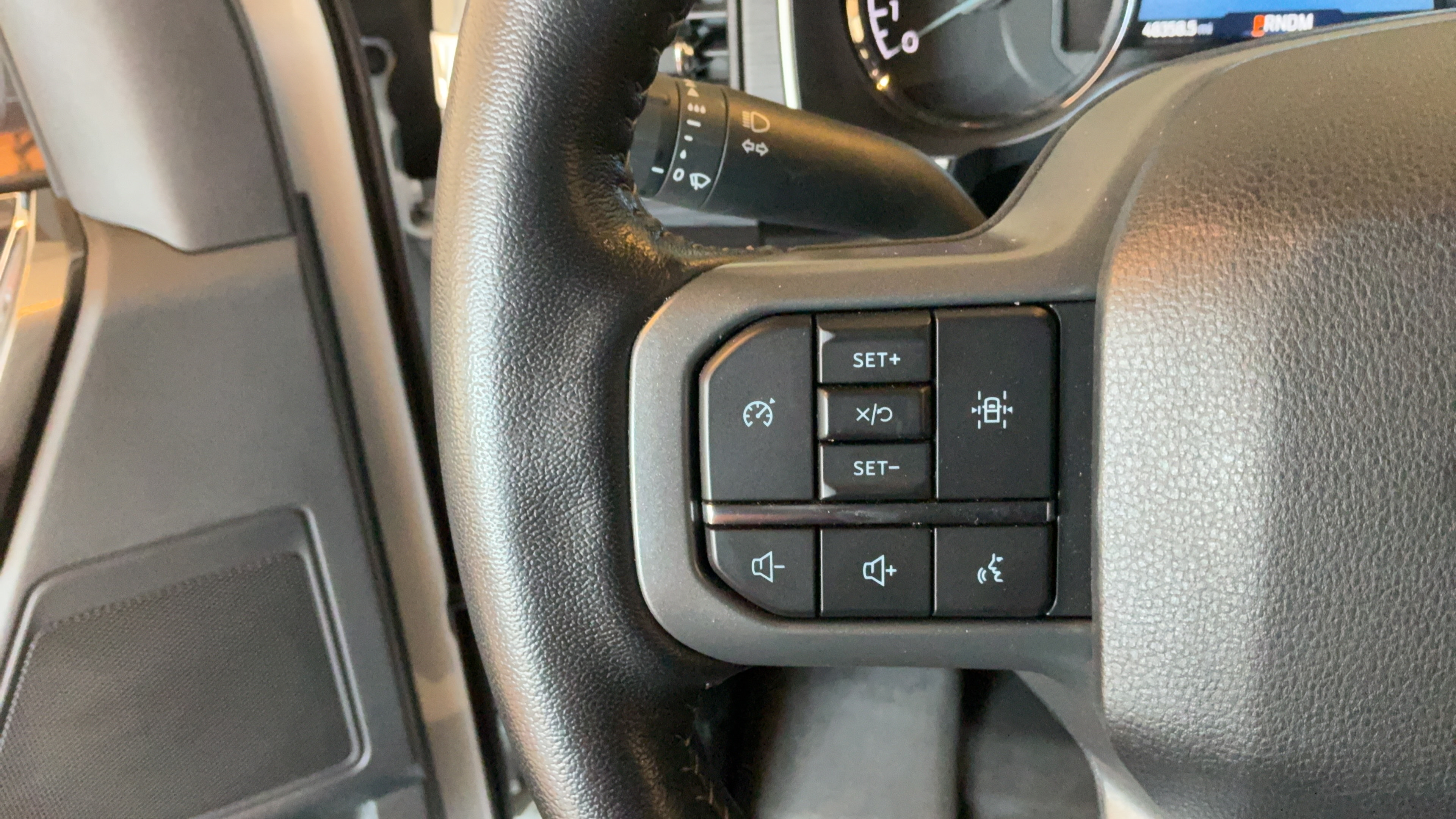 Used 2022 Ford F150 XLT w/ Equipment Group 302A High AWD/4WD image 18