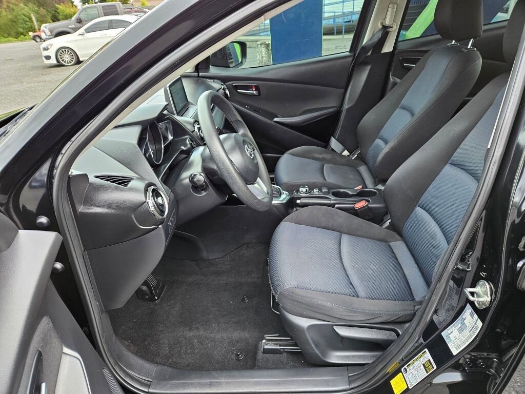 Used 2016 Scion iA image 10