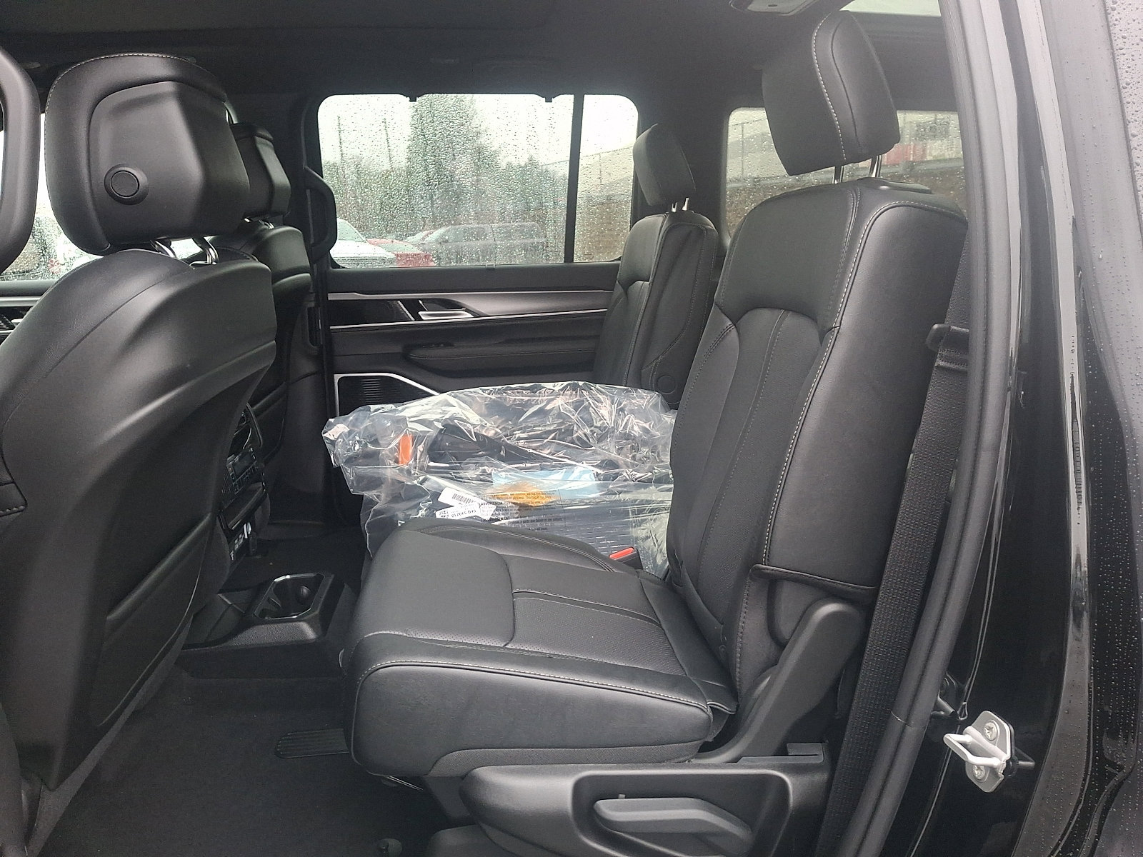 New 2026 Jeep Grand Wagoneer Limited image 7