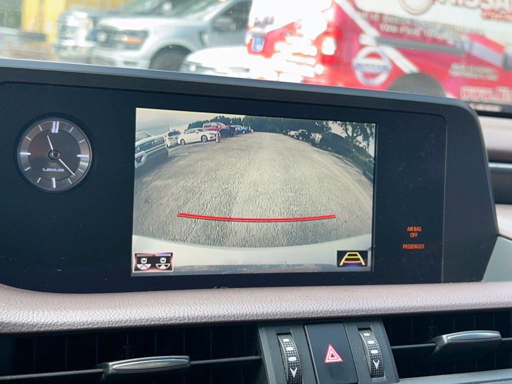 Used 2021 Lexus ES 350 w/ Accessory Package FWD image 33