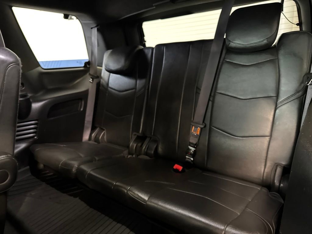 Used 2017 Cadillac Escalade Platinum AWD/4WD image 28