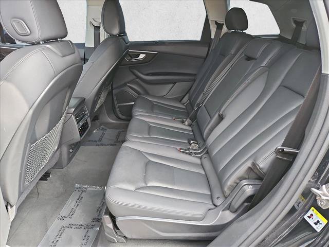 Used 2023 Audi Q7 2.0T Premium Plus w/ Premium Plus Package AWD/4WD image 22