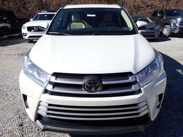 Certified 2017 Toyota Highlander XLE w/ Carpet Mat Package image 8