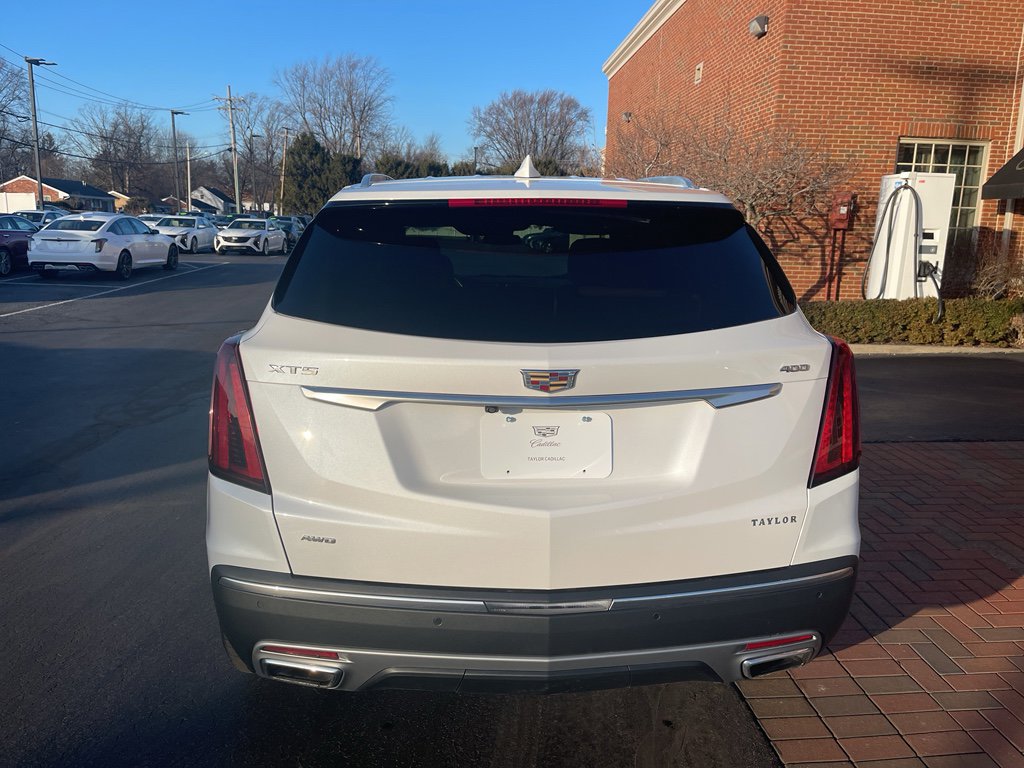 Used 2023 Cadillac XT5 Premium Luxury image 9