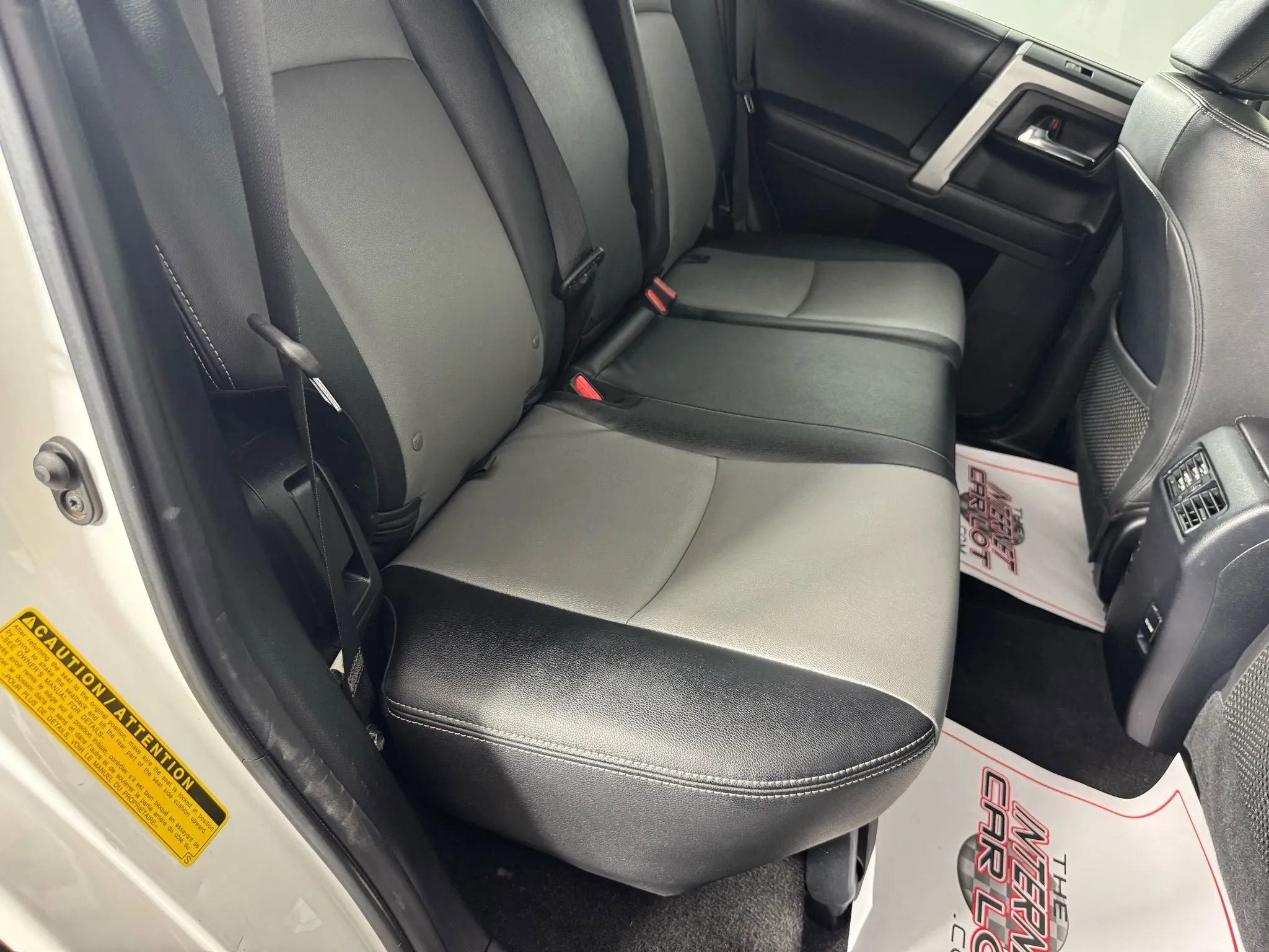 Used 2019 Toyota 4Runner SR5 Premium AWD/4WD image 38