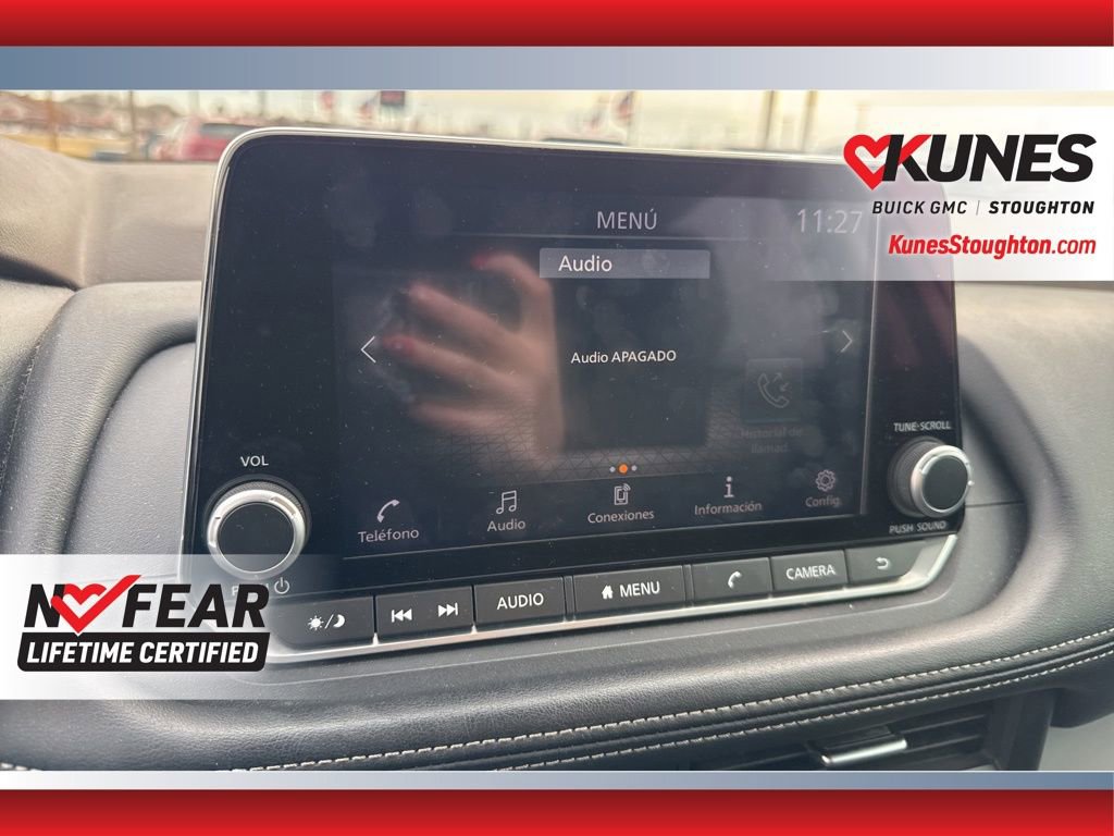 Used 2023 Nissan Rogue S image 29