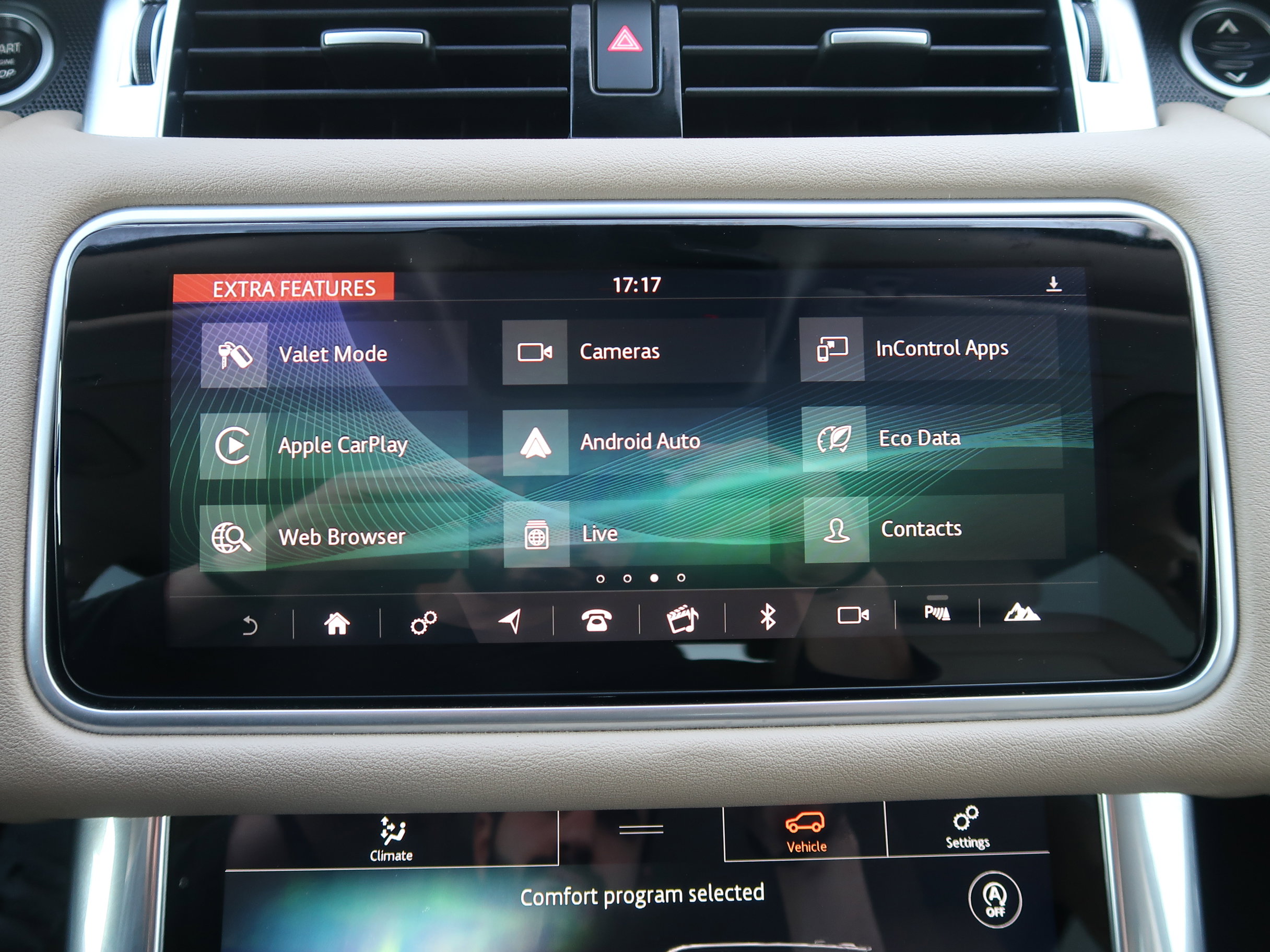 Used 2018 Land Rover Range Rover Sport SE image 20