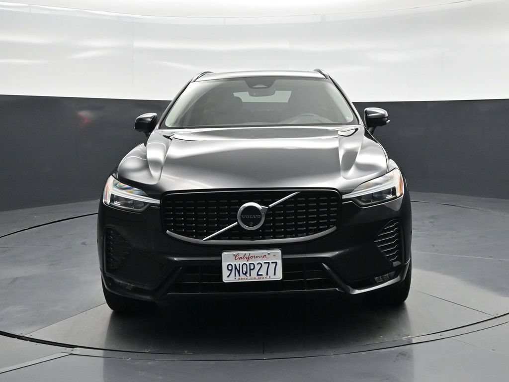 Used 2025 Volvo XC60 B5 Plus AWD/4WD image 54