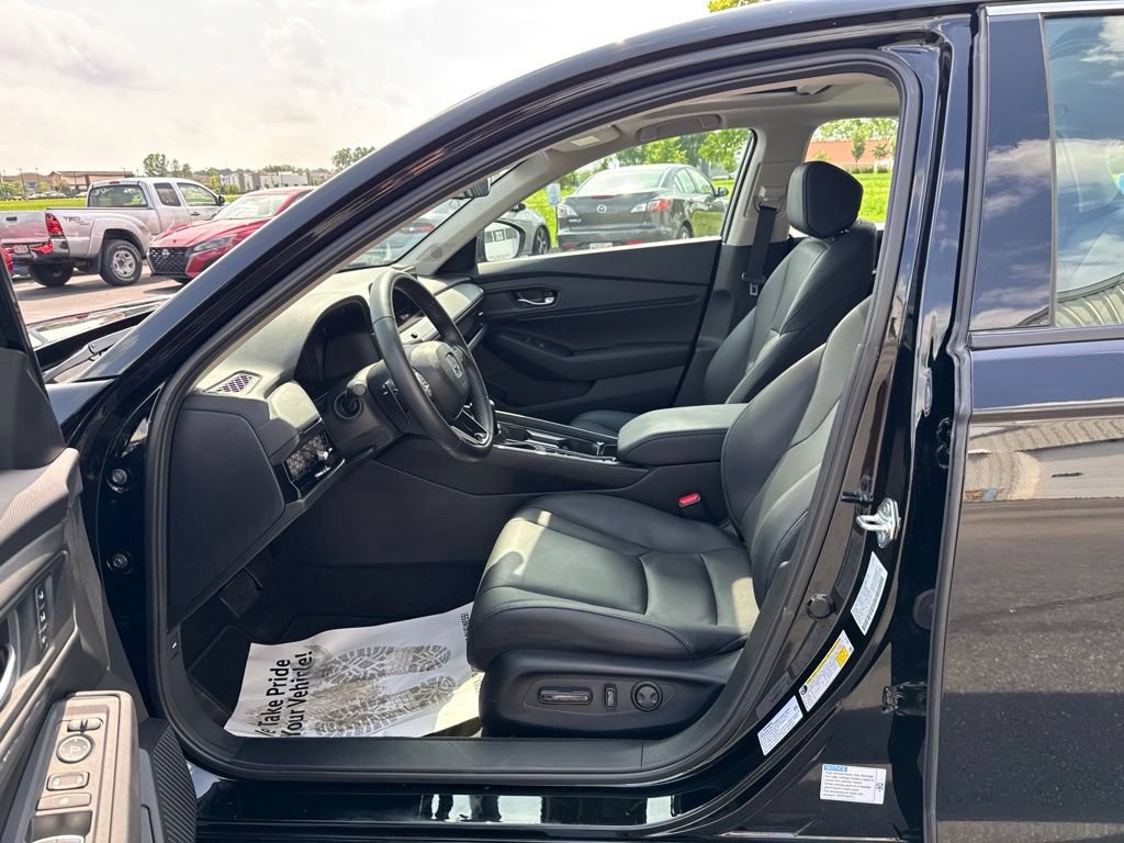 Used 2025 Honda Accord EX-L image 31