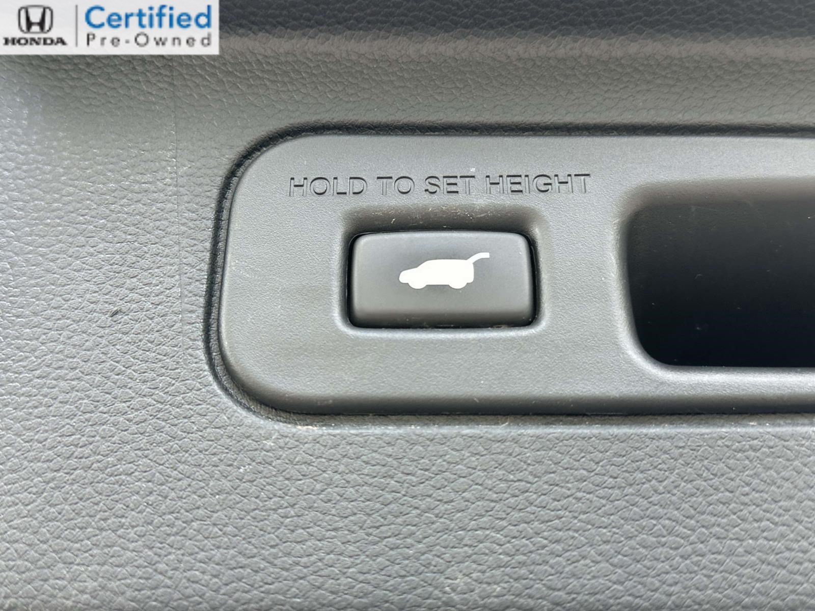 Certified 2023 Honda Pilot EX-L image 9