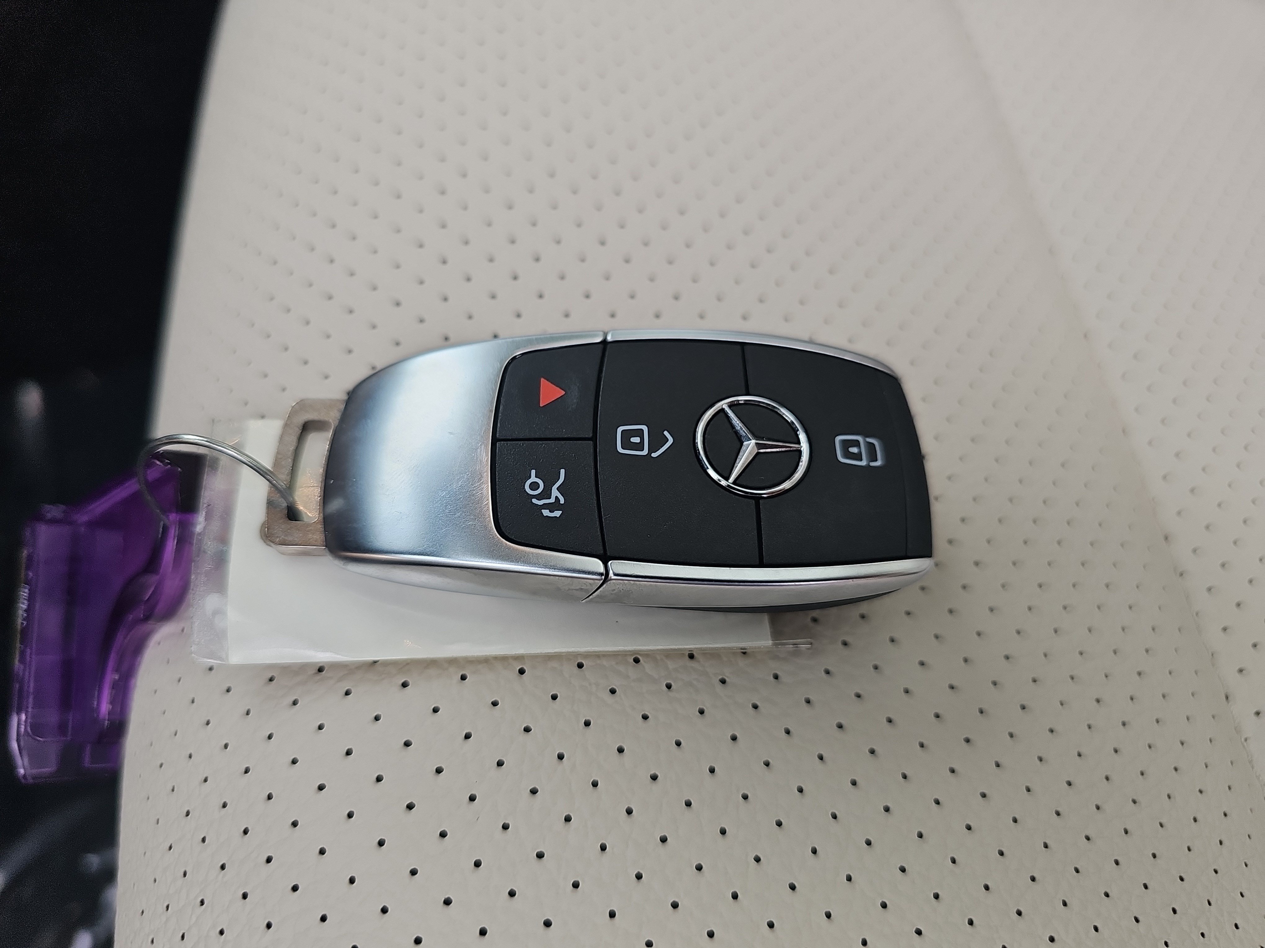 Used 2026 Mercedes-Benz GLS 450 4MATIC image 39
